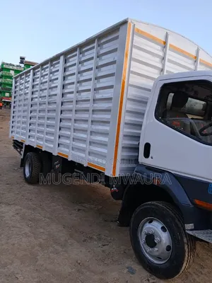Mitsubishi FH 215 Food Truck - Buy and Drive