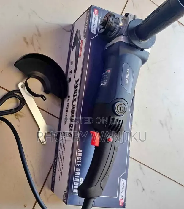 FreeVel 950W 4" Angle Grinder - 1