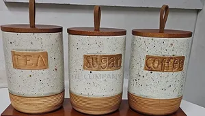 Kopo la Kauri 800ML Lililofungwa - Nyeupe na Dots Nyeusi