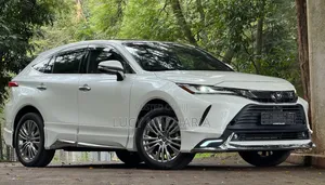 Toyota Harrier 2020 - White