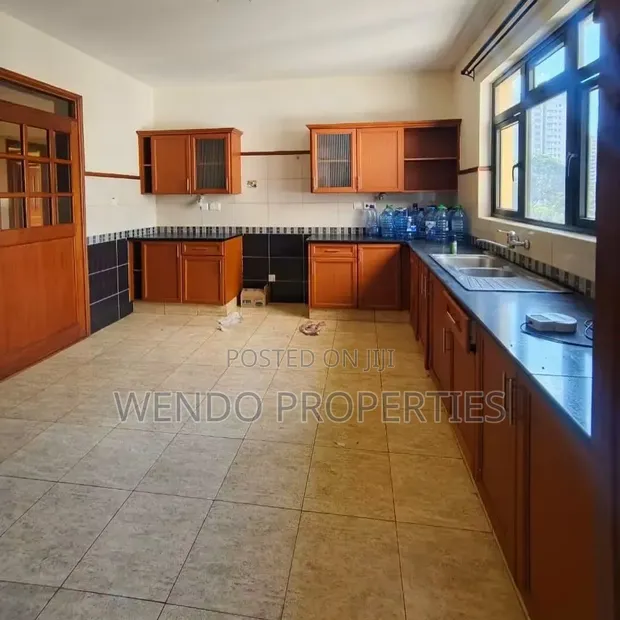 2 Bedroom Apartment with DSQ in Hurlingham for Rent - 1