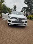 Volkswagen Touareg TDI R-Line SUV - 4