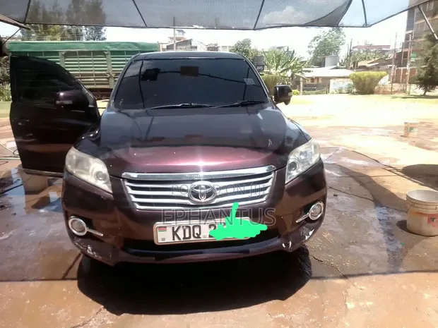 Toyota Vanguard 2011 Burgundy - 1