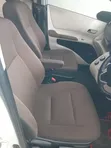 Toyota Sienta Hybrid 2018 Nyeupe - 4