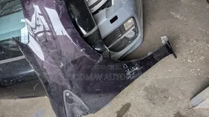 Toyota Vitz Jewela 2012 Fender