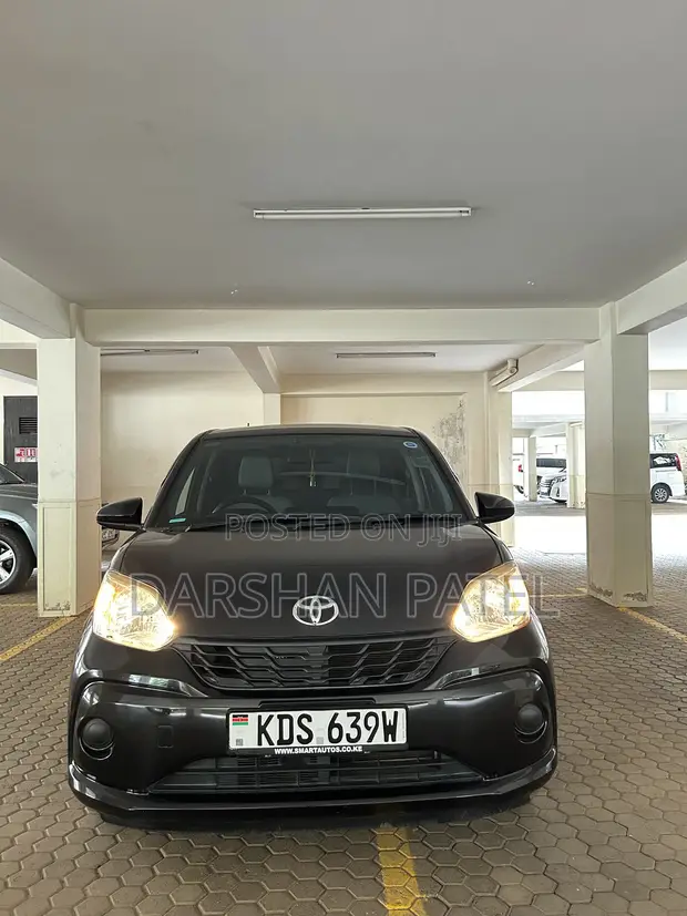 Toyota Passo 1.0 FWD 2018 Black - 1