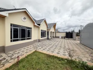 Bungalow ya Vyumba 4 vya Kulala kwa Uuzaji Mugutha Estate, Ruiru
