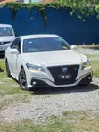 Toyota Crown 2019 Nyeupe - 2