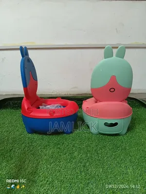 Potty ya Watoto Rangi Nyingi - Ndogo