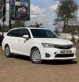 Toyota Corolla Fielder 2014 Hybrid - Off White - 5