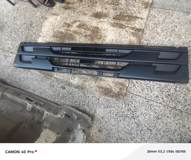 Brand New Isuzu FRR Truck Grille - 1