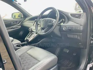 Toyota Harrier 2.0 2020 Black