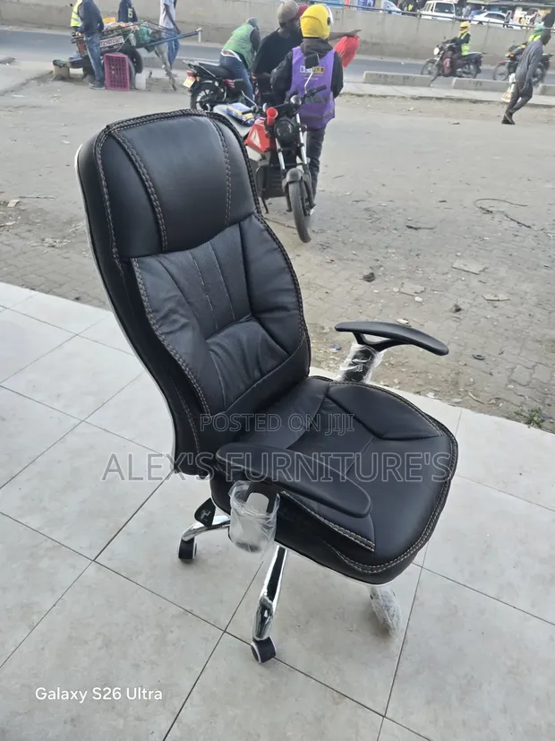 Boss Office Products Luxury Modern Leather Office Chair - 1
