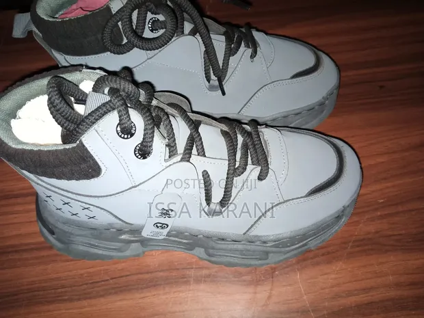 African Classics Unisex Sneakers Size 42 - 1