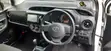 Toyota Vitz 1.0 FWD 5dr 2019 Nyeupe - 2