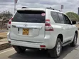 Toyota Land Cruiser Prado 2.7 i 2011 Nyeupe - 4