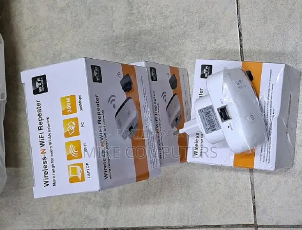 2.4G WiFi Repeater 300Mbps with RJ45 Port - 1