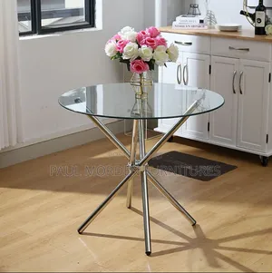 Home/Office Round Cocktail Glass Table