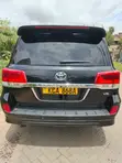 Toyota Land Cruiser V8 2010 Black - 2