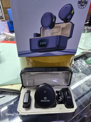 Rechargeable Wireless Mic Kit with Dual Transmitters