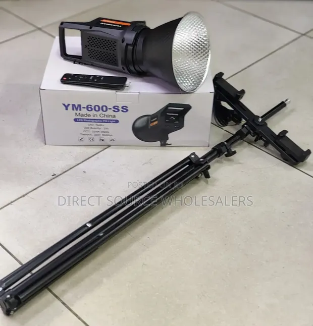 YM-600S Professional LED Video Light Kit - 1