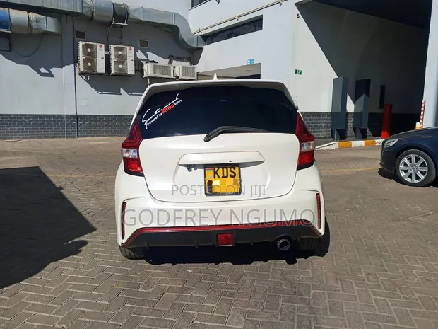 Nissan Note Nismo 2015 Nyeupe - 1