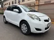 Toyota Vitz 2010 Nyeupe - 2