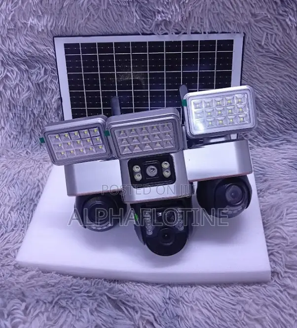 Kamera ya Usalama ya Solar 4G yenye Lensi Tatu na Mwanga wa LED - 1