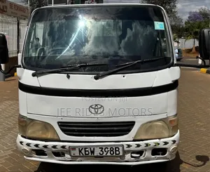 Toyota Dyna KBW 2006 3000cc Diesel Manual