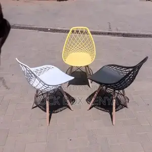 Kiti cha Eames-Style Patchwork