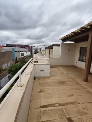 Nyumba ya Vyumba 4 na DSQ, Roysambu - Inapangishwa