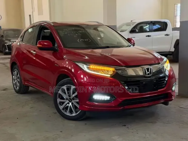 Honda Vezel 1.5 2WD 2020 Nyeusi - 1