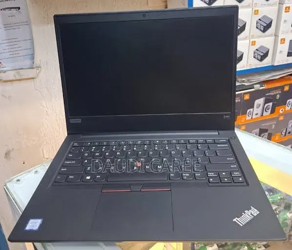 Laptopi ya Lenovo ThinkPad X1 Carbon - 1