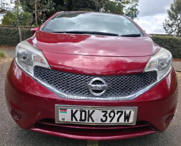 Nissan Note 2015 Burgundy - 1