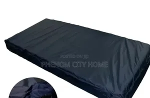 Zipped Mackintosh Mattress Protector
