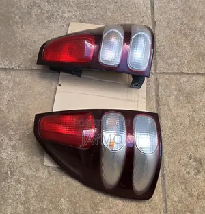 Taa za Nyuma za Toyota Prado 120 (2003-2008) - Zilizotumika Original