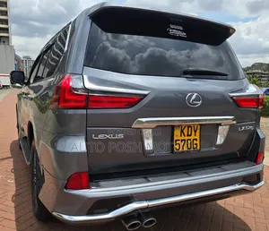 Lexus LX 570 2016
