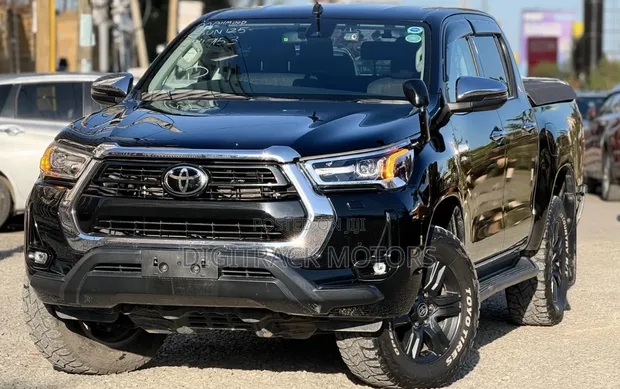 2021 Toyota Hilux TRD Diesel - 1