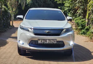 Toyota Harrier 2015 Nyeupe