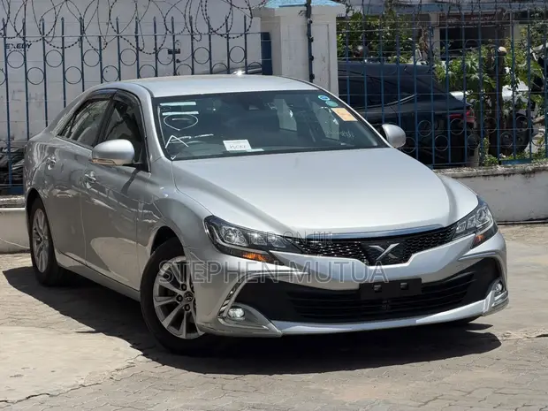 Toyota Mark X 2.5 RWD 2019 Silver - 1