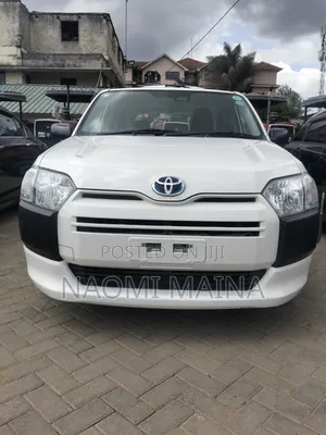 Toyota Probox 2020 Nyeupe