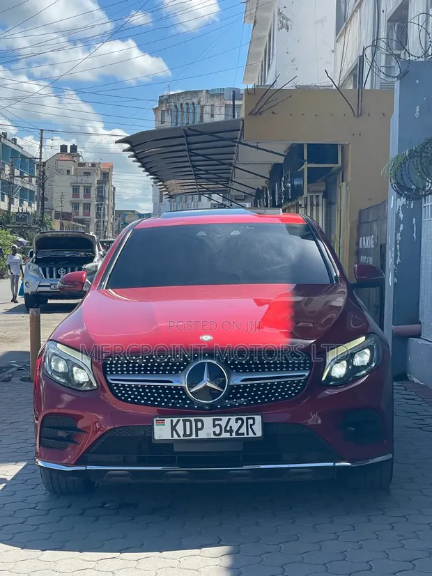 Mercedes-Benz GLC-Class 2018 Red - 1