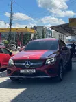 Mercedes-Benz GLC-Class 2018 Red - 2
