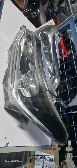Taa za Mbele za Xenon za Toyota Corolla Fielder 165 Code Z (Zilizotumika)