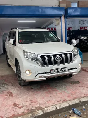 Toyota Land Cruiser Prado 2.8 2017 Nyeusi