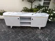 5 Ft TV Stand Mshazari wa Dhahabu na Juu ya Dhahabu - 1