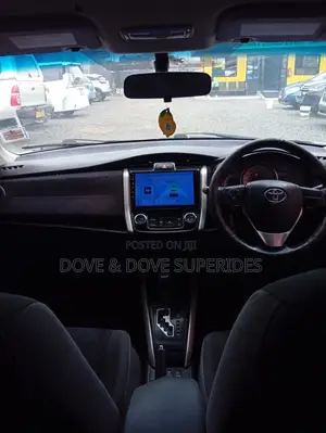 Toyota Corolla Fielder 2015 Silver