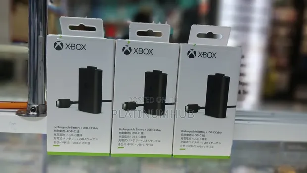 Xbox Series Rechargeable Battery Pack with USB-C Cable - 1