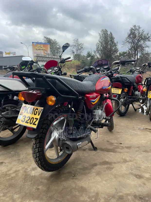 Bajaj Boxer 125 2025 Red - 1