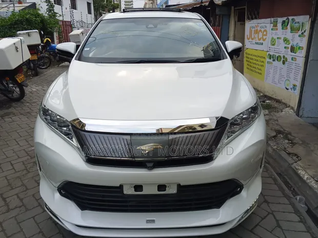 Toyota Harrier 2019 Nyeupe - 1